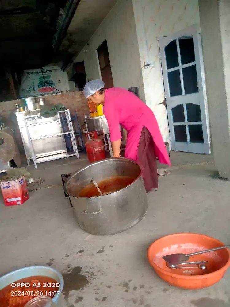 Steel vessels in the kitchen